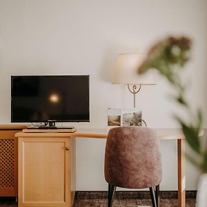 Deluxe Zimmer mit Kingsize-Bett